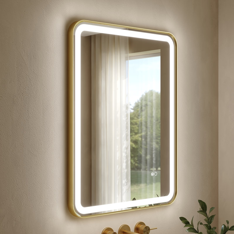 Miroir de salle de bain rectangulaire mural de 61 cm (L) x 81 cm (H) avec cadre en or brossé, éclairage DEL, fonction antibuée et mémoire.