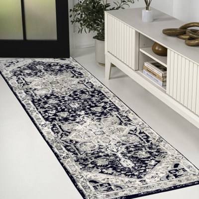 Lilith Vintage Medallion Black/Ivory Rug