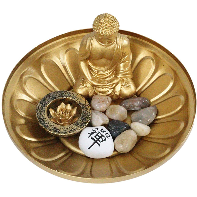 Figurine en forme de Bouddha zen doré