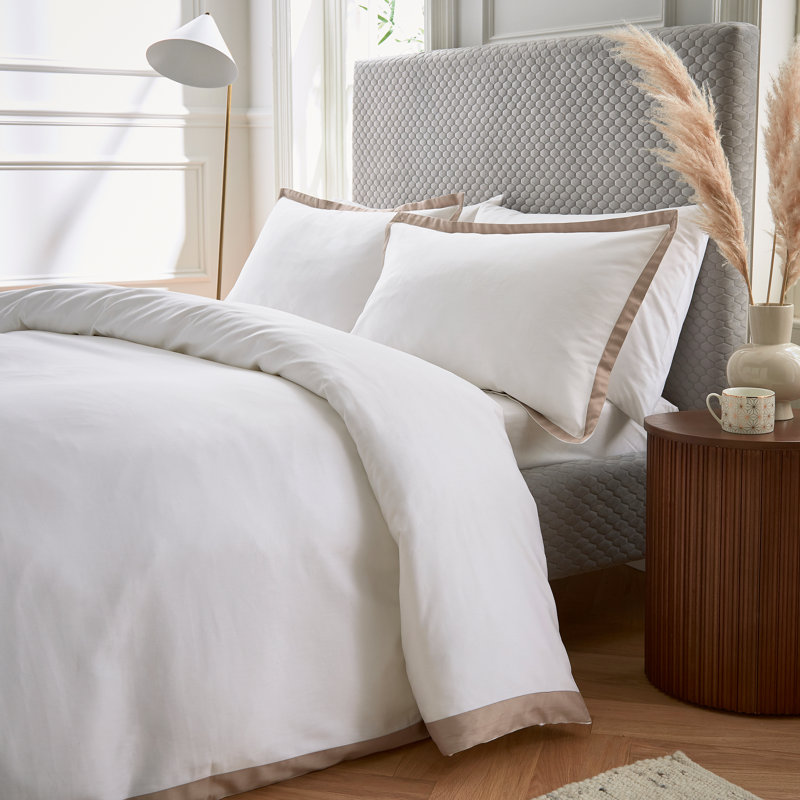 Olenna White Sateen 250 TC Duvet Cover Set, Super King Duvet Cover + 2 Pillowcases, White