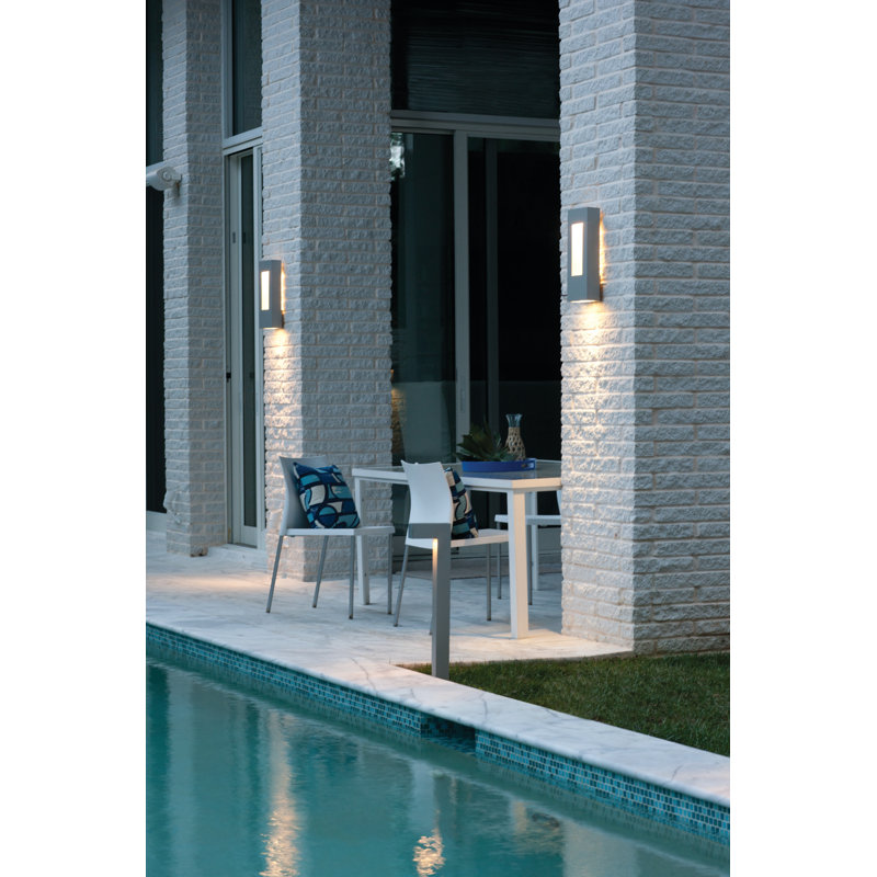 Lanterne murale d'extérieur Atlantis avec DEL intégrée, H 16 po x l 6 po, Bronze, DEL