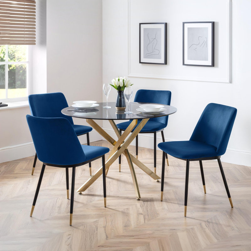 Hosmer 4 - Person Dining Set