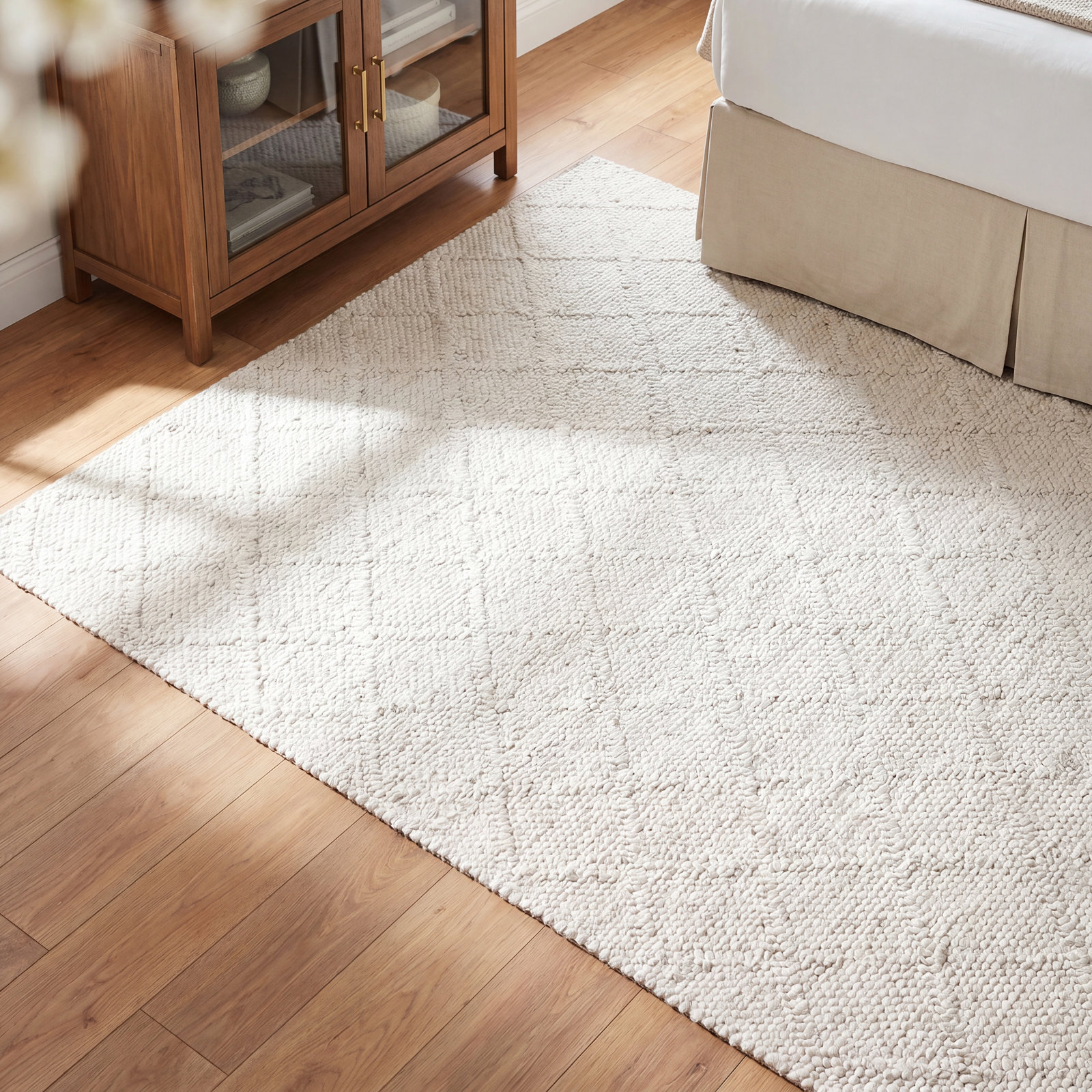 White Flatweave Geometric Rug, Rectangle 6' x 9'