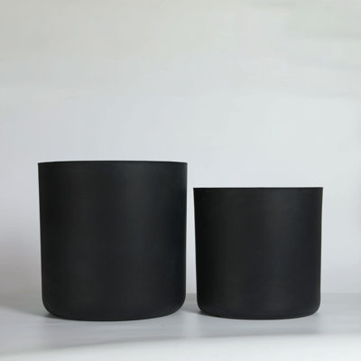 Ensemble de 2 pots à fleurs ronds en béton pour l'extérieur, fait à la main, à la main, avec des trous de drainage pour le patio, 13 po x 13 po et 16 po x 16 po (noir)