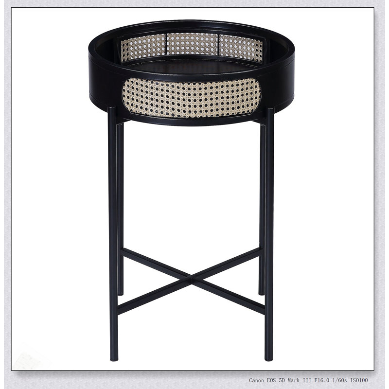 Table de bout Colson avec finition noire avec insert et rangement intégré, parfaite pour les intérieurs modernes et rustiques.