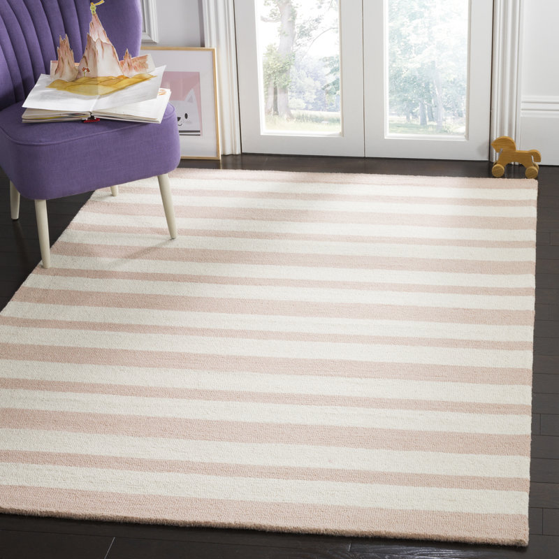 Kruetzen Hand Tufted Wool Rug, Rectangle 4' x 6'