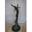Statue en bronze Bobb Sailfish-large sautant avec petits poissons