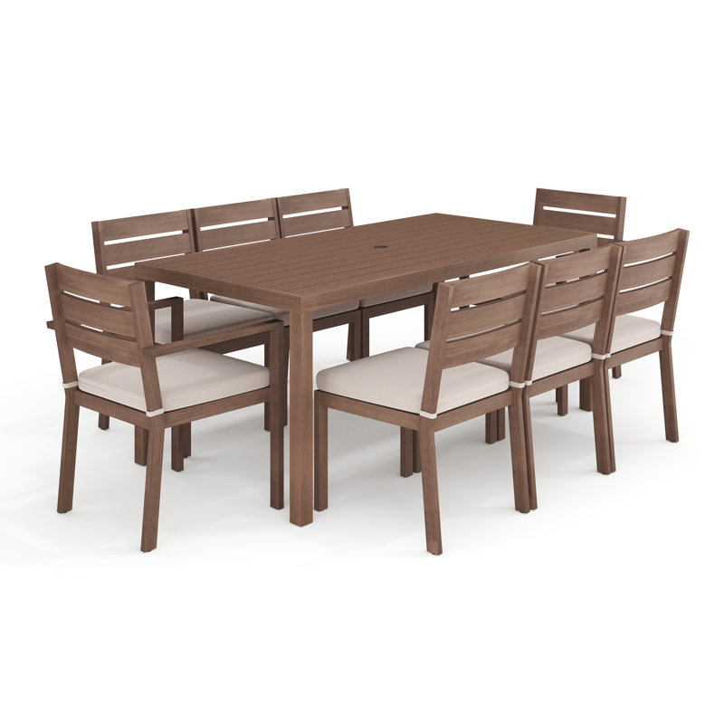 Ensemble de patio toutes saisons Martha Stewart Bedford avec table de 71 po et 8 chaises de salle à manger empilables, Brun