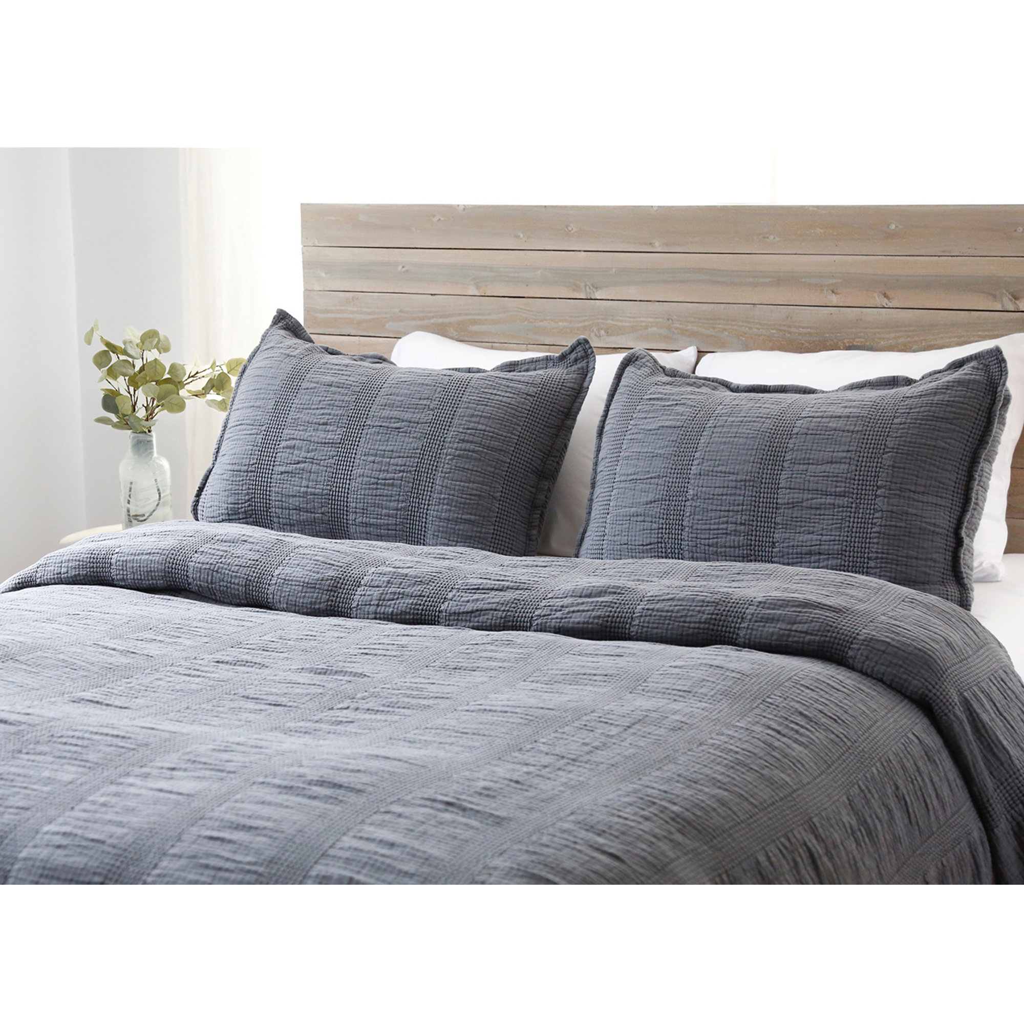 Nantucket Gray/White/Midnight Linen Piece Sham, King, Midnight