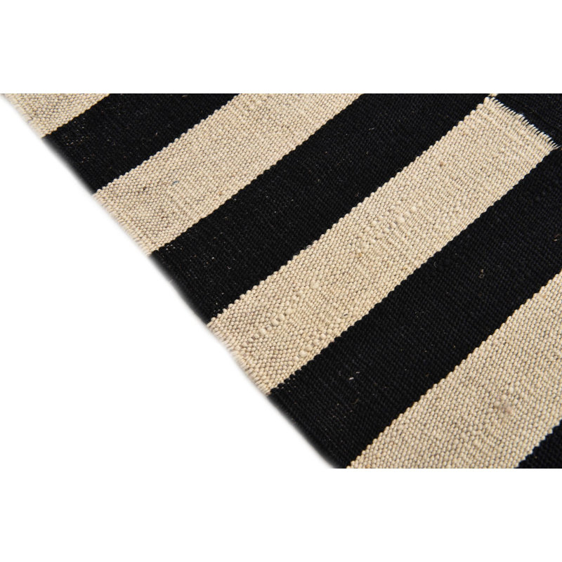 Tapis noir et blanc Newsom