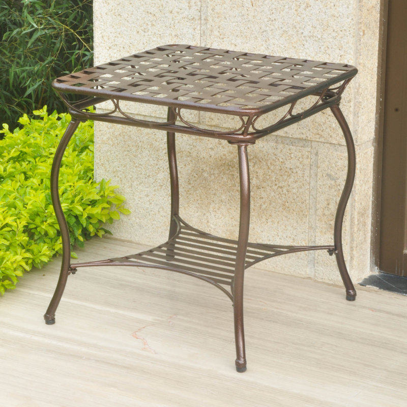 Table d'appoint en métal Arifa, Bronze