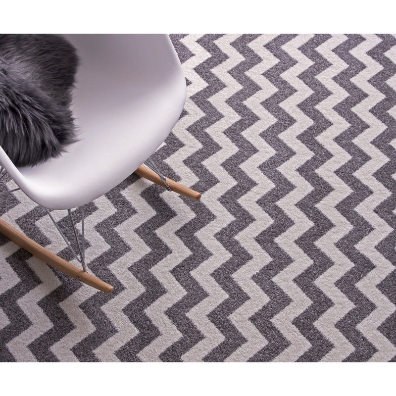 Tapis gris à motif chevron Merissa, Tapis de couloir 2 pi 8 po x 8 pi