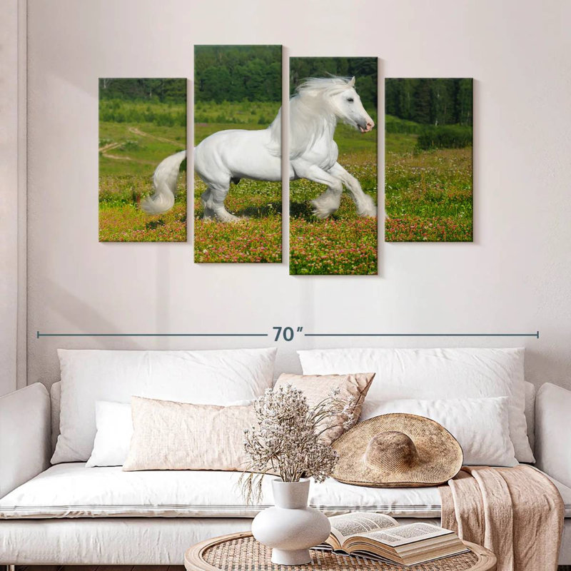 Bramire Shire cheval dans la prairie