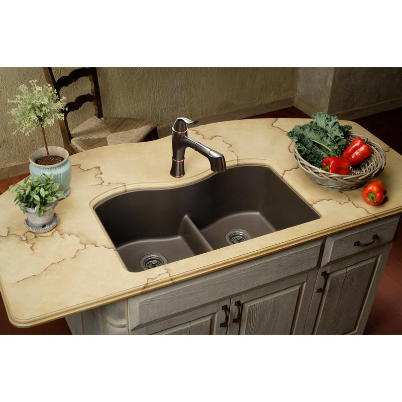 Évier de cuisine à double cuve encastrable 33 po x 20 po x 9 1/2 po Quartz Classic, Moka