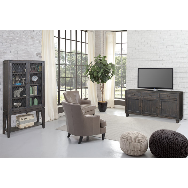 Meuble télé pour téléviseur de 65 po ou moins en bois massif Raycliff