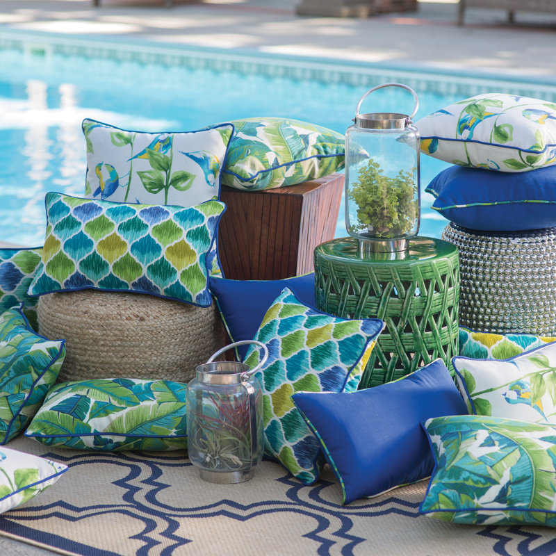 Curious Birds Indoor/Outdoor Throw Pillow, Caribbean, Geometric