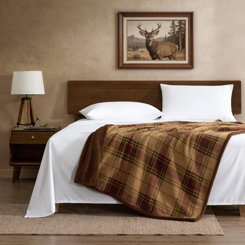 Jeté réversible imprimé Eddie Bauer, Holiday Plaid Beige