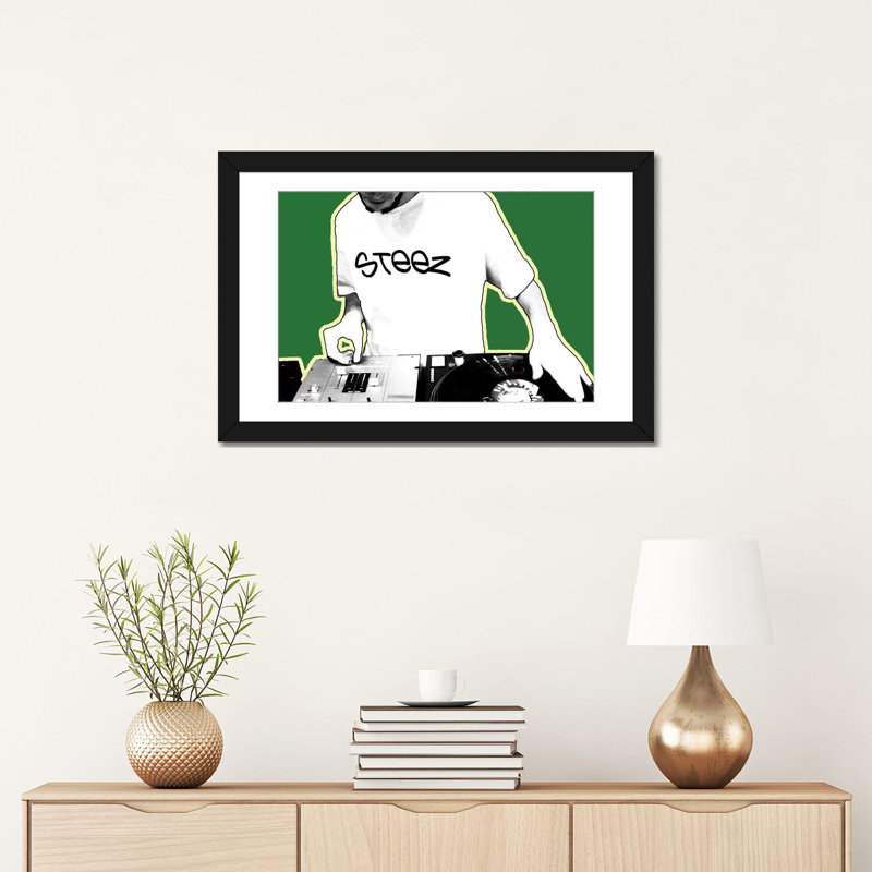 « dj », impression sur toile, H 16 po x l 24 po x P 1 po, Papier beaux-arts encadré noir, Blanc