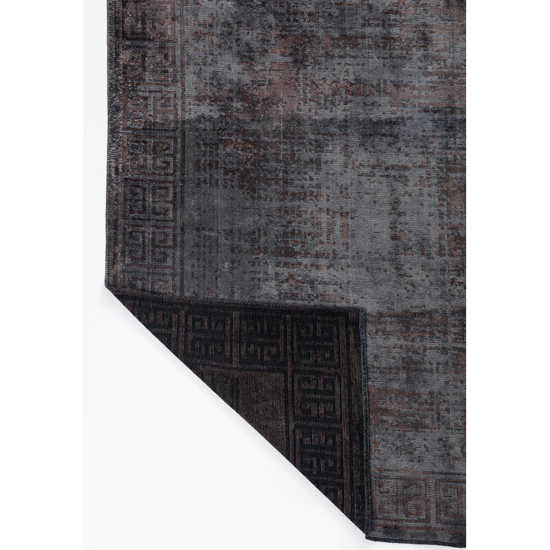 Bordure contemporaine en labyrinthe, Rectangle 6 pi 7 po x 8 pi 3 po