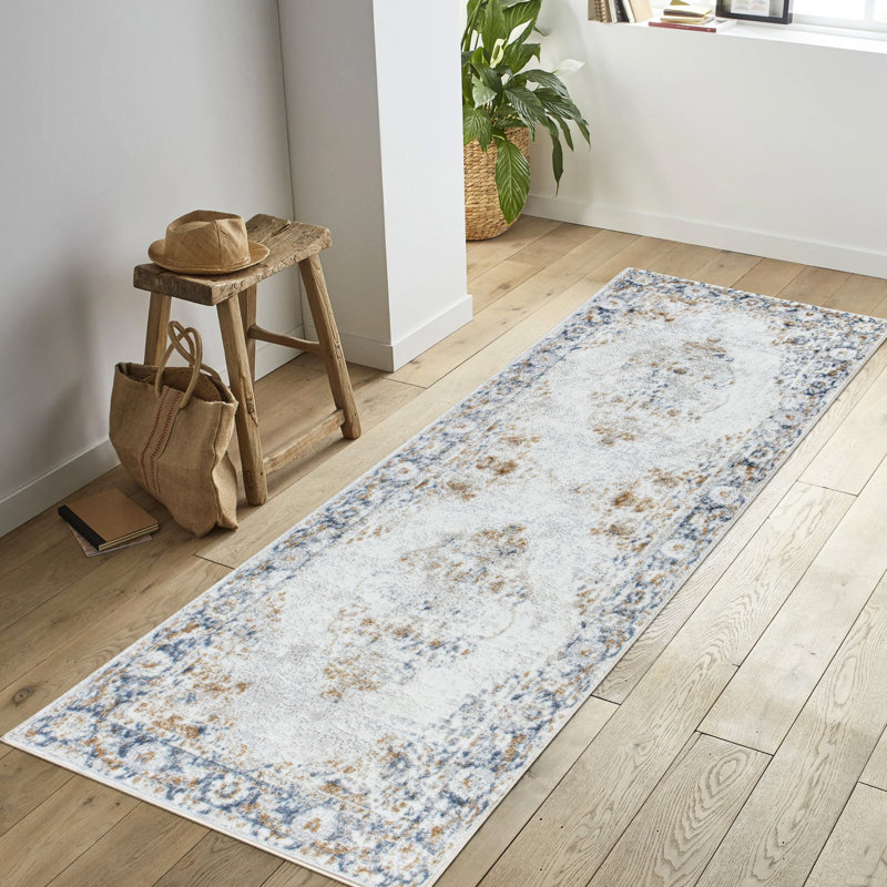 5 pi 3 po Tapis X 7 Legacy Gccam8004, blanc, avec taches et usure, avec envers en coton, pour une chambre paisible
