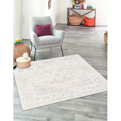 Hagood Oriental Indoor Rug