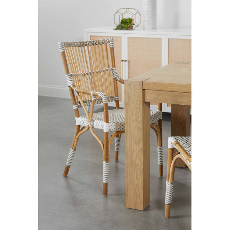 Yifei Extendable Dining Table