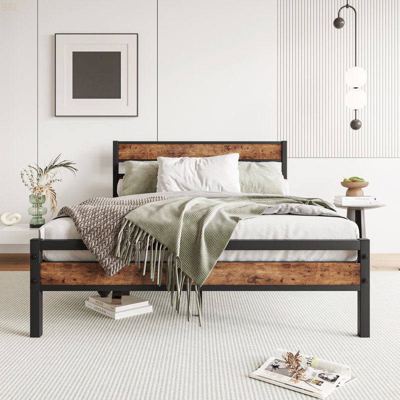 Base de lit plateforme avec tête de lit en bois rustique rétro, support de lattes en métal robuste, aucun sommier requis