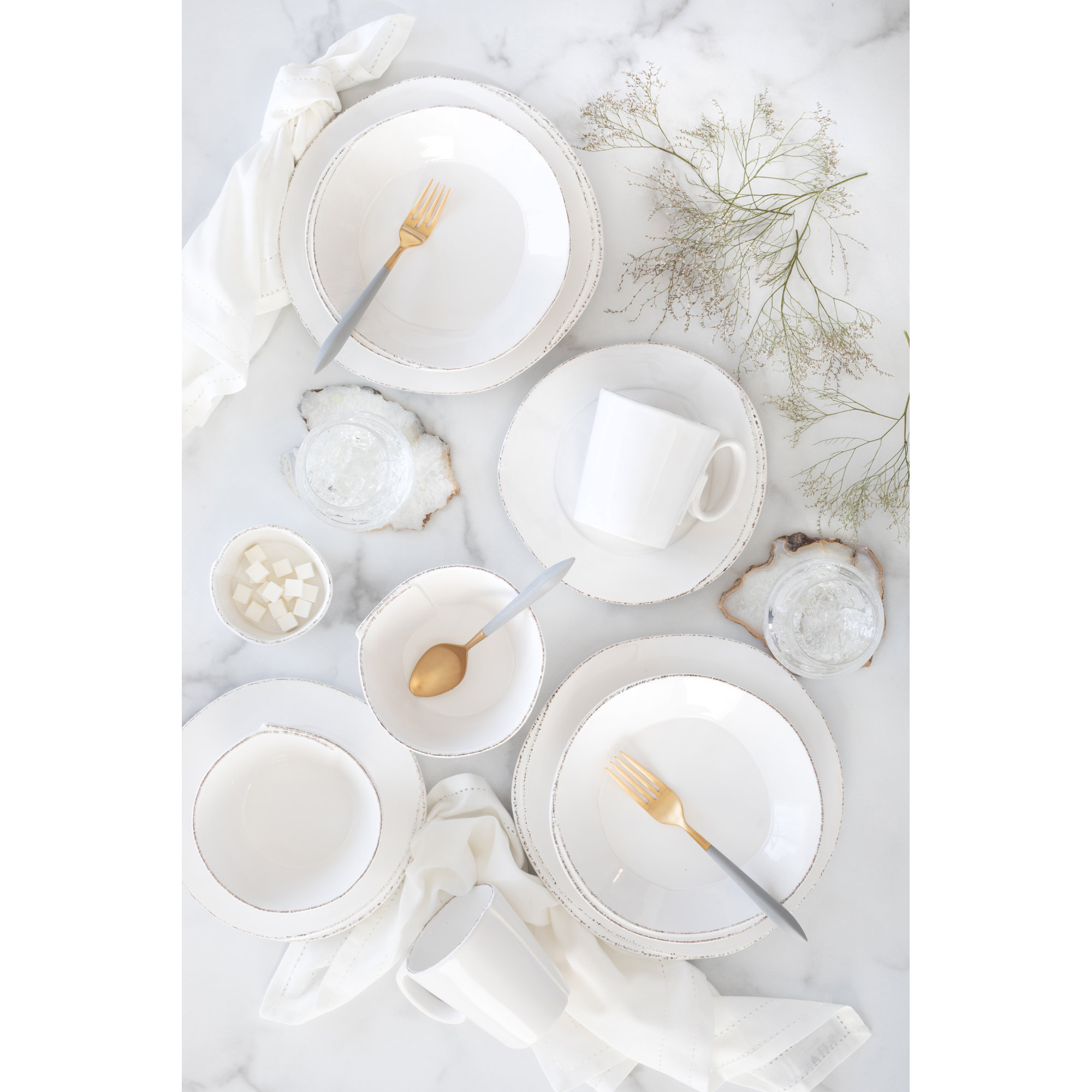 Lastra Serving Bowl, 2.5" H x 10" W x 10" D