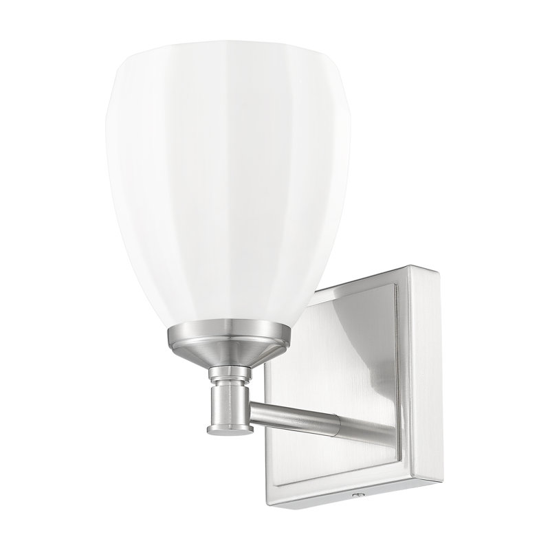Coiffeuse Mattera, H 9,25 po x l 5,25 po x P 6,5 po, Nickel brossé, Une lumière