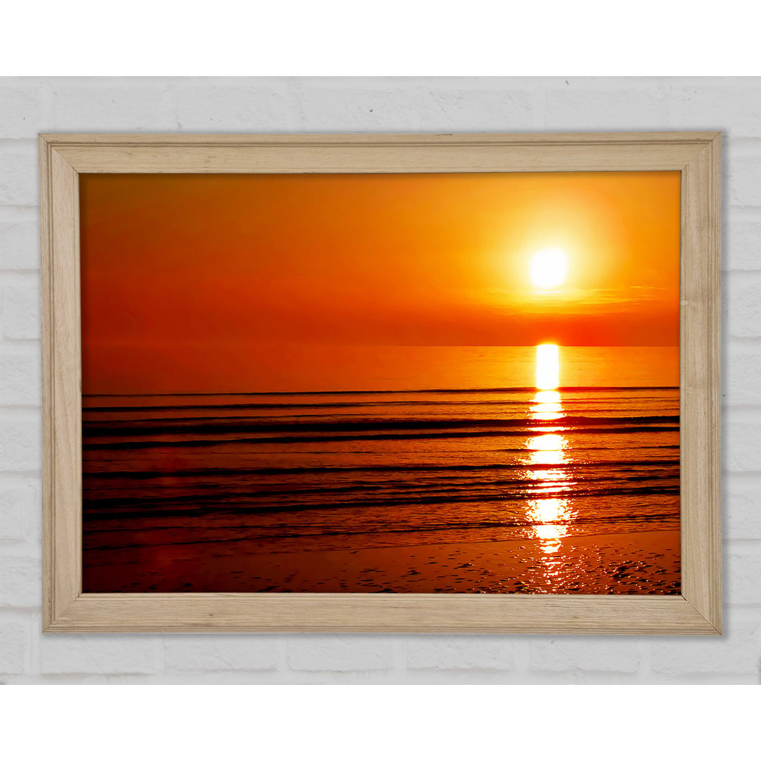 The Oceans Sun Reflection Orange Gerahmter Druck Wandkunst