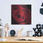 «The Red Rose I» par Lori Deiter, art mural en métal-373886074