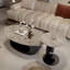 Table ovale moderne et luxueuse-105842877-105842876