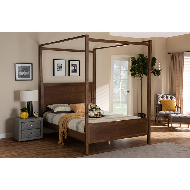 Corderick Canopy Bed, King
