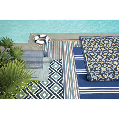 Kaur Indoor / Outdoor Area Rug