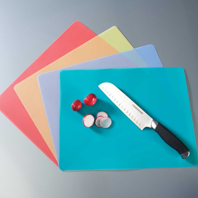 Chop Chop Flexible 4-Piece Plastic Cutting Board Set