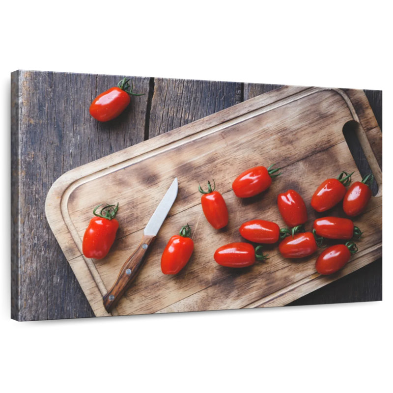 Yarlin Plum Tomatoes, 8" H x 12" W