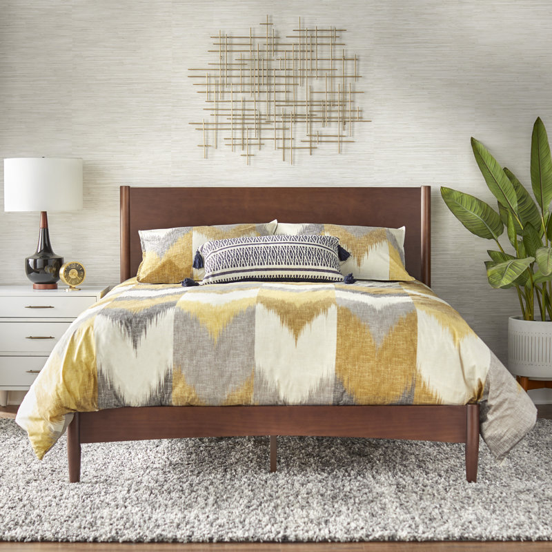 Gaurika Platform Bed, Walnut