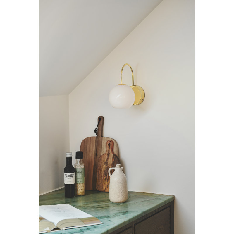 Franca Armed Sconce