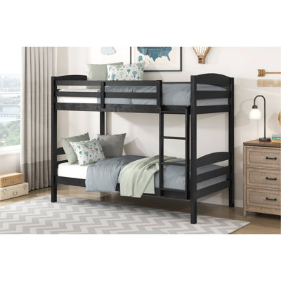 Lit simple noir au-dessus d'un lit superposé, garde-corps sur le dessus, cadre de lit en bois, finition idéale pour les chambres d'amis