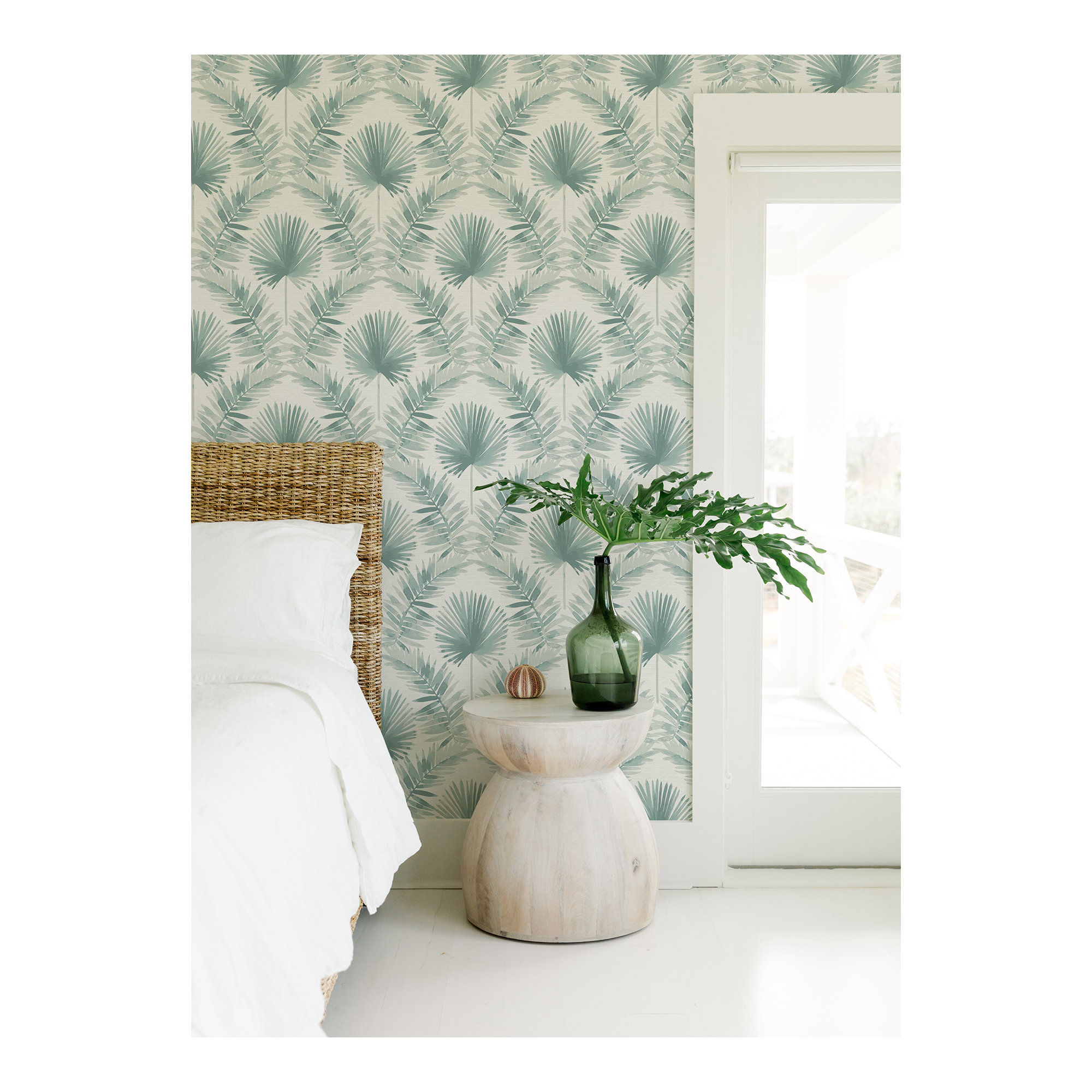 Dorinda Botanical Wallpaper, Light Blue