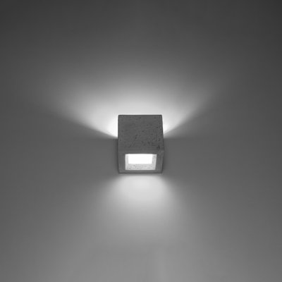 Leo Concrete Flush Mounted Sconce