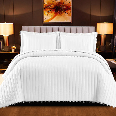 Alivea Throw Blanket