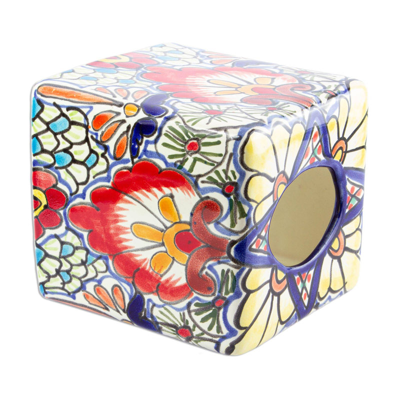 Fleurs et couvercle de boîte à mouchoirs en céramique