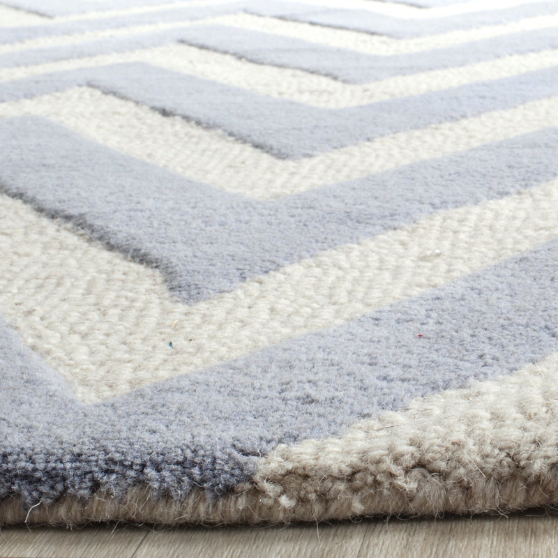 Nero Chevron Wool Hand Woven Area Rug, Rectangle 122 x 183 cm