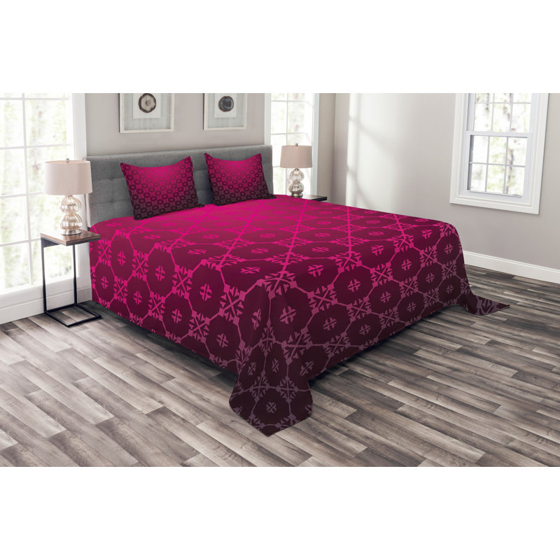Red Polyester Bedspread Set, 220 x 264 cm
