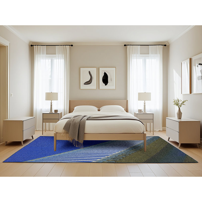 Tapis bleu tissé à la machine, Rectangle 5 pi x 8 pi