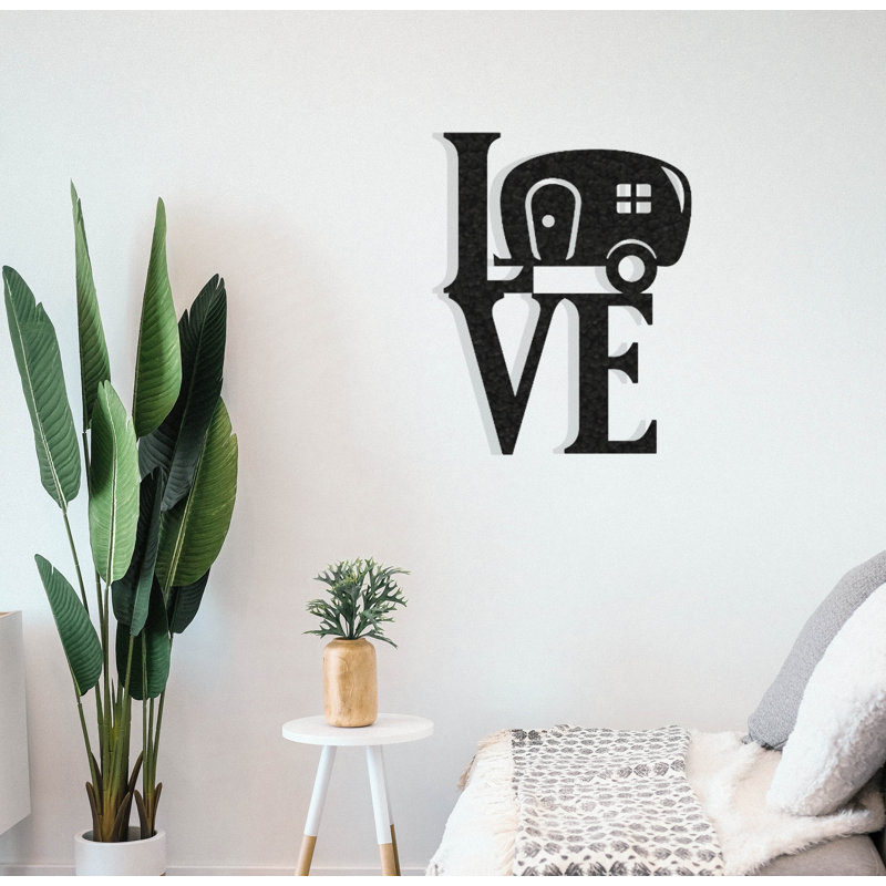 Camper Love Wall Décor