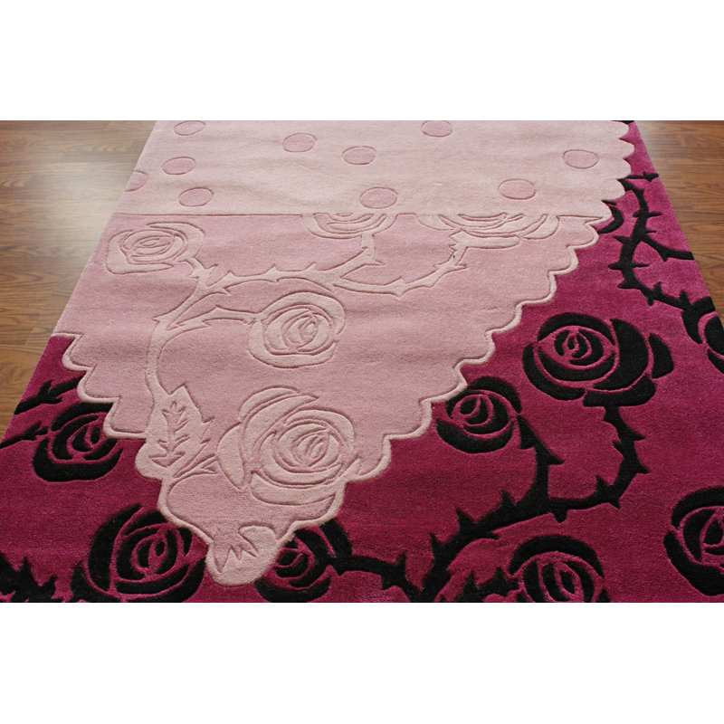 Tapis rose Elerte Heartful, Rectangle 7 pi 7,2 po x 9 pi 6 po