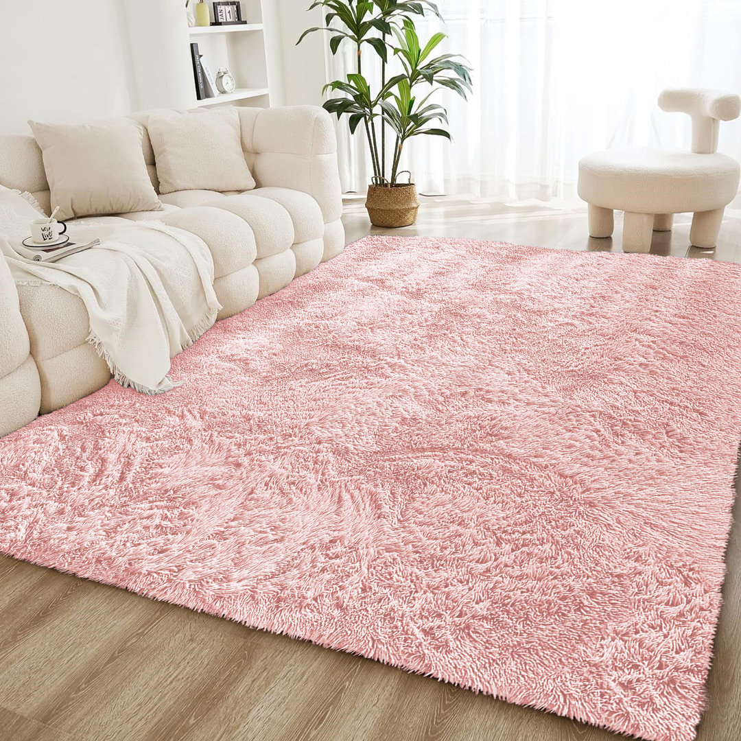 Machine Tufted Shag Area Rug