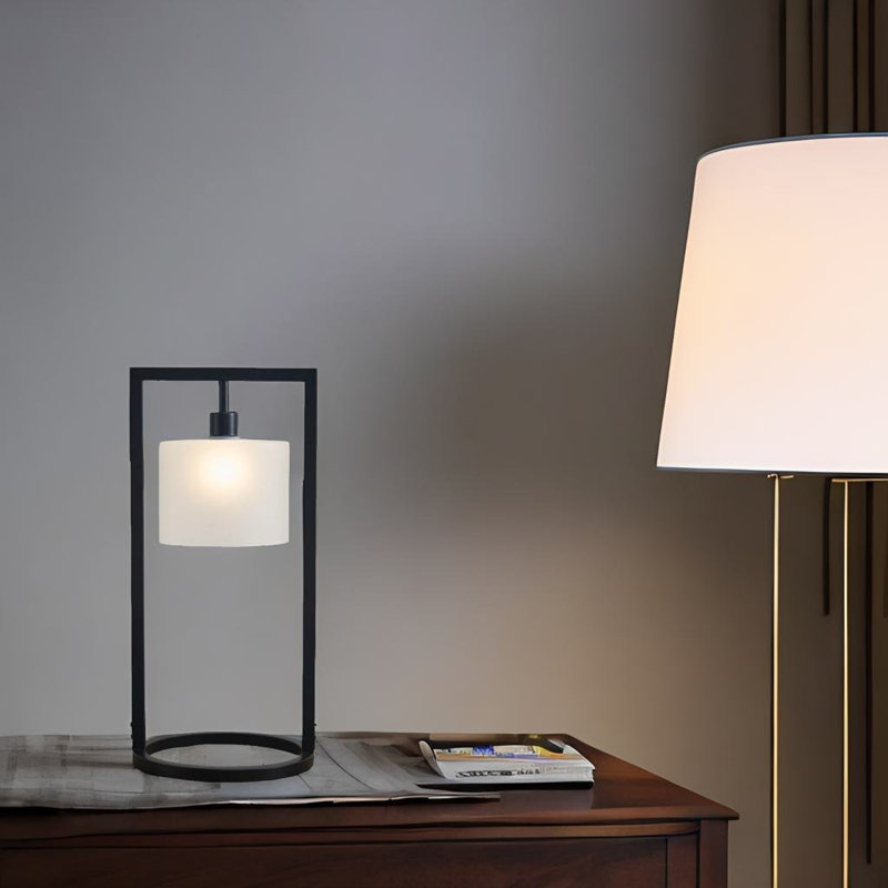 Lampe de table en fer Tavery